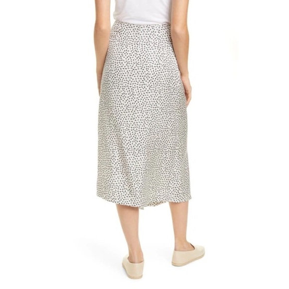 Vince. Star Dot Drape Skirt - Picture 4 of 10